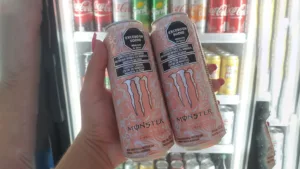 Monster lanza la nueva Ultra Peachy Keen en Argentina