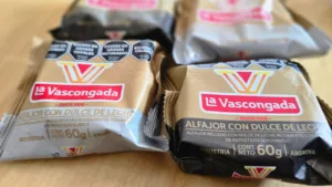 El regreso de un clásico: lanzan los nuevos alfajores La Vascongada y Doña Chola para revolucionar los kioscos