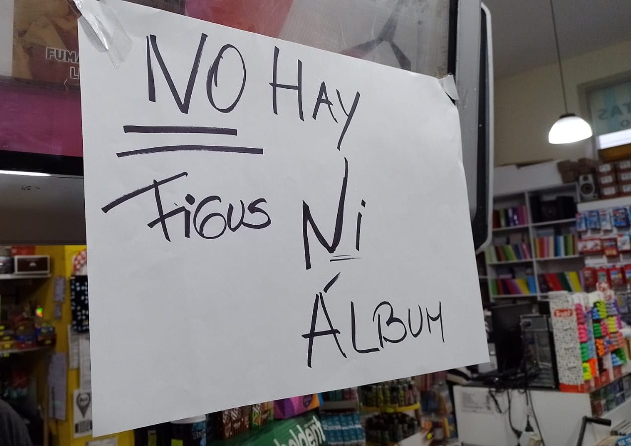 Sigue el faltante de figuritas en los kioscos y las distribuidoras venden mayorista al público.