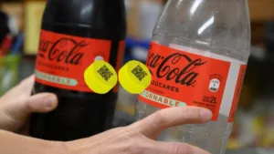 Promo Coca-Cola tapas amarillas: cómo canjearlas por una retornable de 2 litros